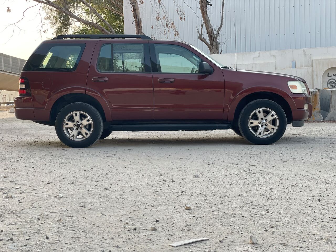 Umm Al Hassam, Vehicles, Cars & Trucks , BHD 1400,  Ford Explorer,  2009,  Automatic,  203 KM,  Good Condition  4X4