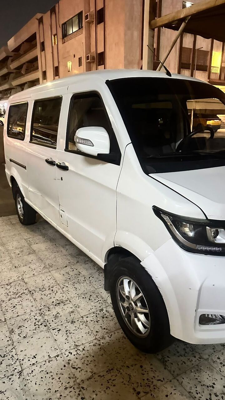 Jeddah, Vehicles, Cars & Trucks , SAR 30000,  Vauxhall Victor,  2025,  Manual,  90000 KM,  Victory V2 Van For Sale/ Good Condition