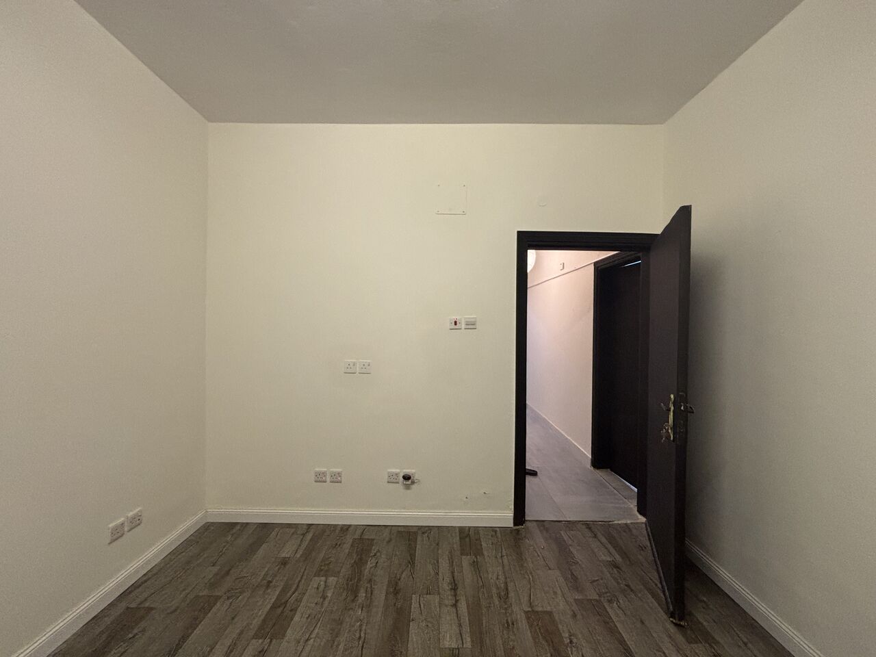 Al Wizarat, Rooms for Rent, SAR 1500/month,  Furnished,  Furnished Room For Rent &ndash; Al Wazarat (GOSI Metro/Bus)