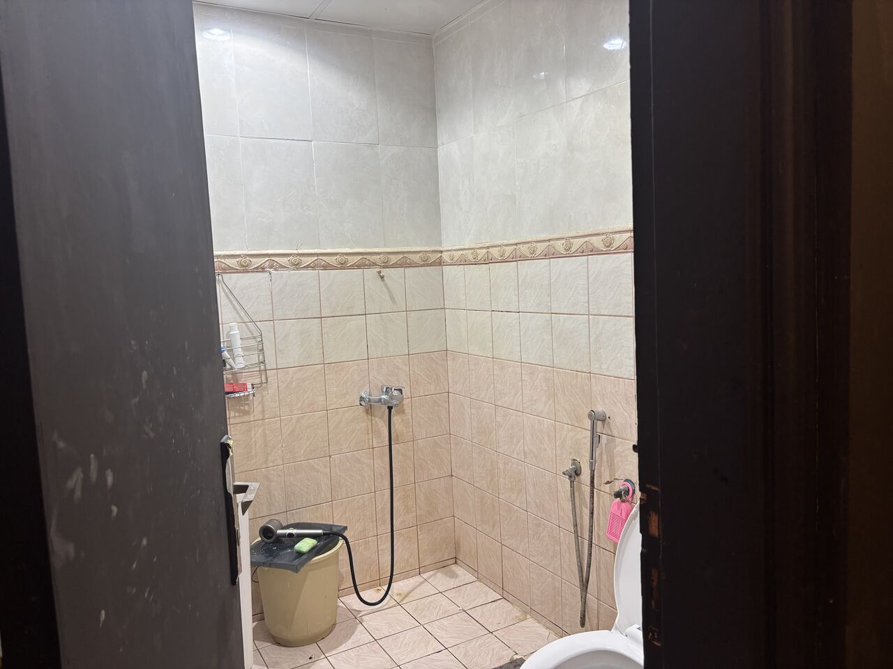 Al Wizarat, Rooms for Rent, SAR 1500/month,  Furnished,  Furnished Room For Rent &ndash; Al Wazarat (GOSI Metro/Bus)