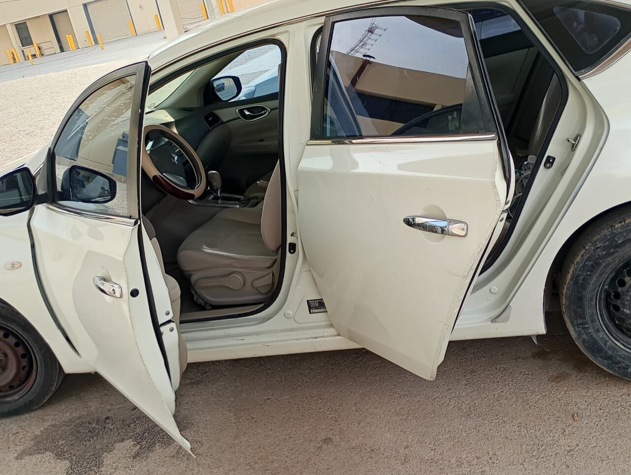 Al Murabba, Vehicles, Cars & Trucks , SAR 18500,  2014,  2014,  Automatic,  249000 KM,  Nissan Sentra  Model