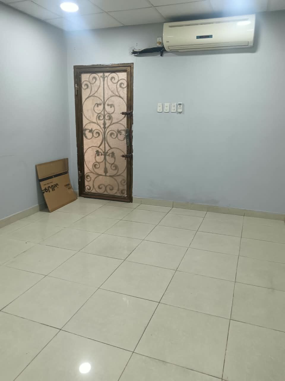 Al Jubail Al Balad, Rooms for Rent, SAR 1000/month,  Executive Bachelor Room