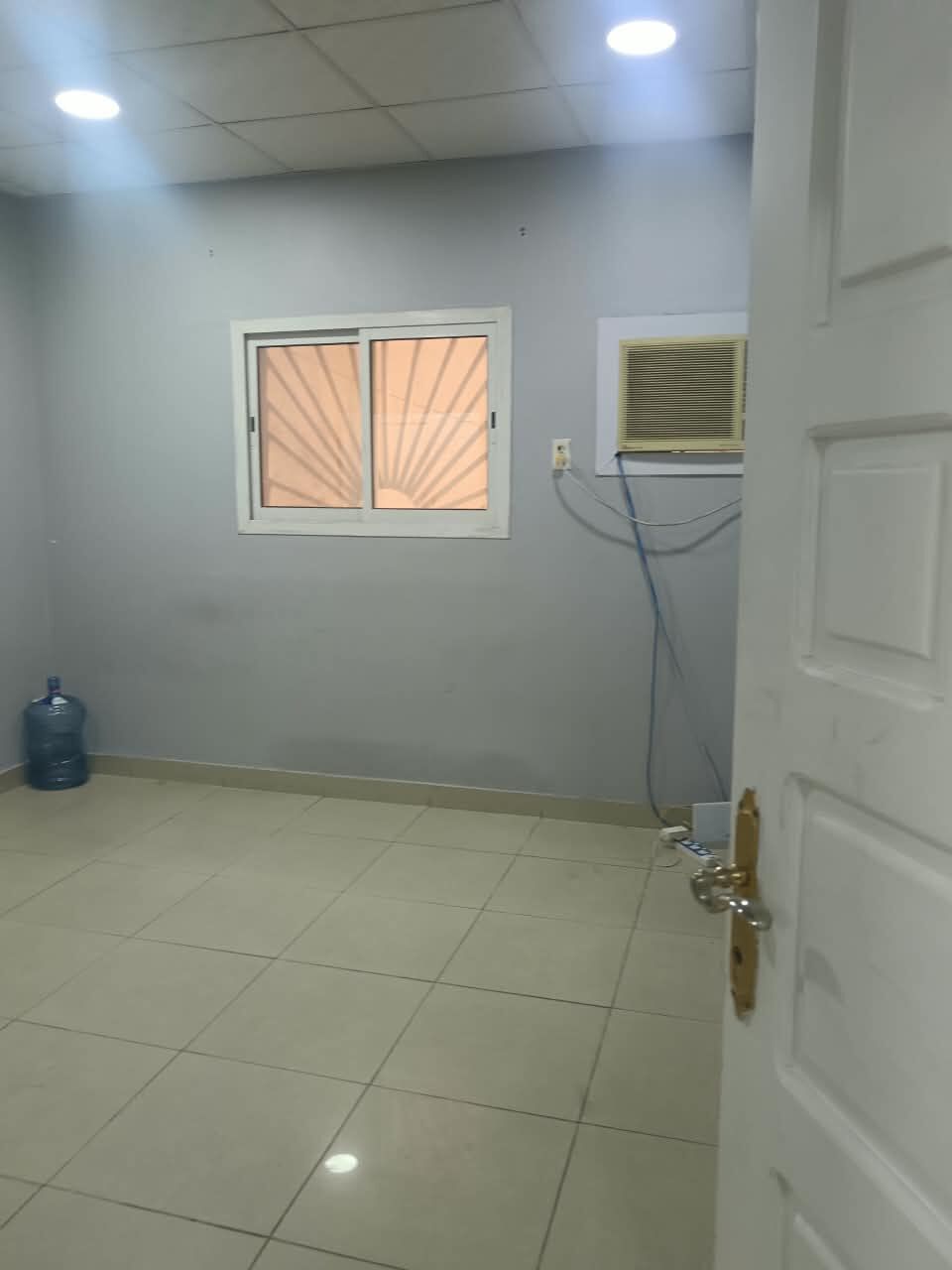 Al Jubail Al Balad, Rooms for Rent, SAR 1000/month,  Executive Bachelor Room