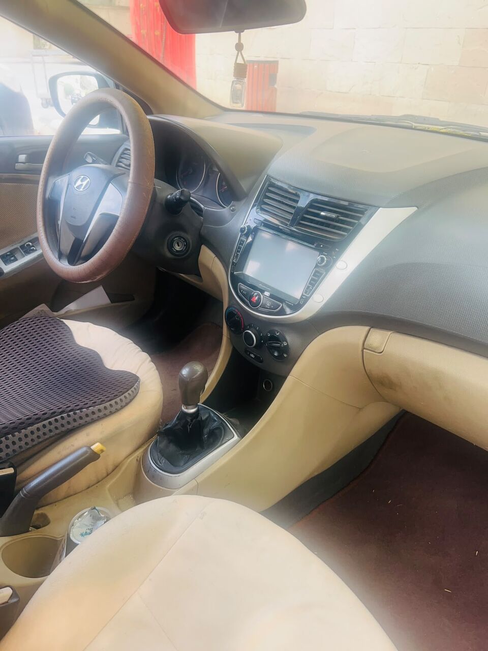 Riyadh, Vehicles, Cars & Trucks , SAR 12500,  Hyundai Accent,  2012,  Manual,  311723 KM,  Sell Car