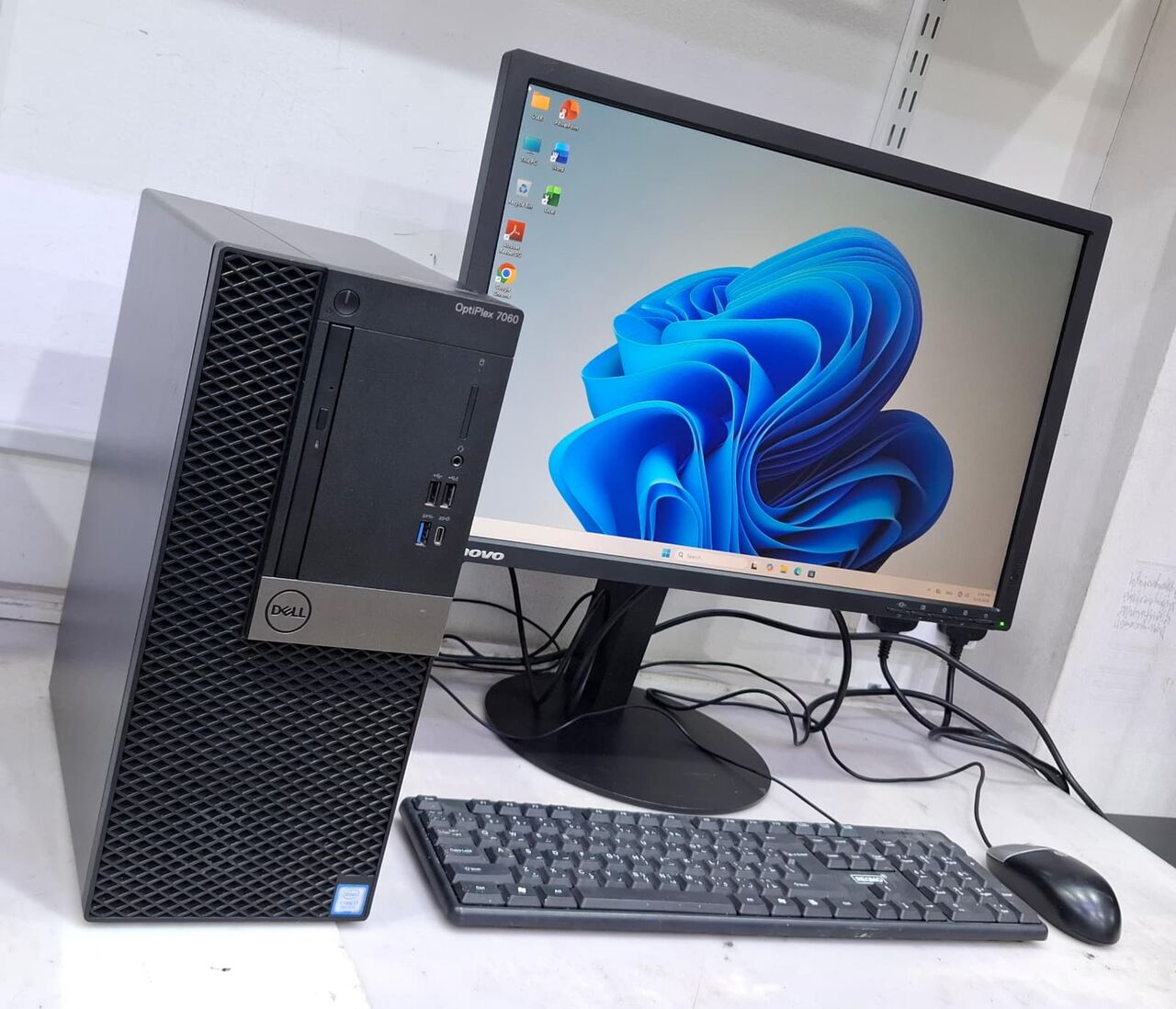 Manama, Electronics, BHD 109,  DELL Core I7 7th Gen Computer Set 23" Full HD LED Monitor 8GB DDR4 RAM + 256GB SSD Ready