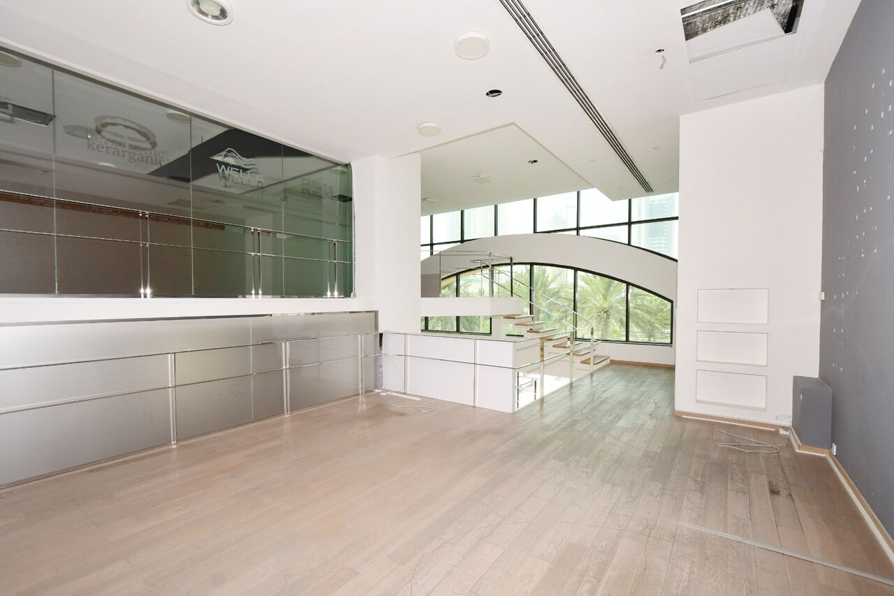 Sanabis, Warehouses, BHD 1700,  365 Sq. Meter,  ​Spacious Ground-Floor Showroom | Main Road Exposure | 1,700 BHD