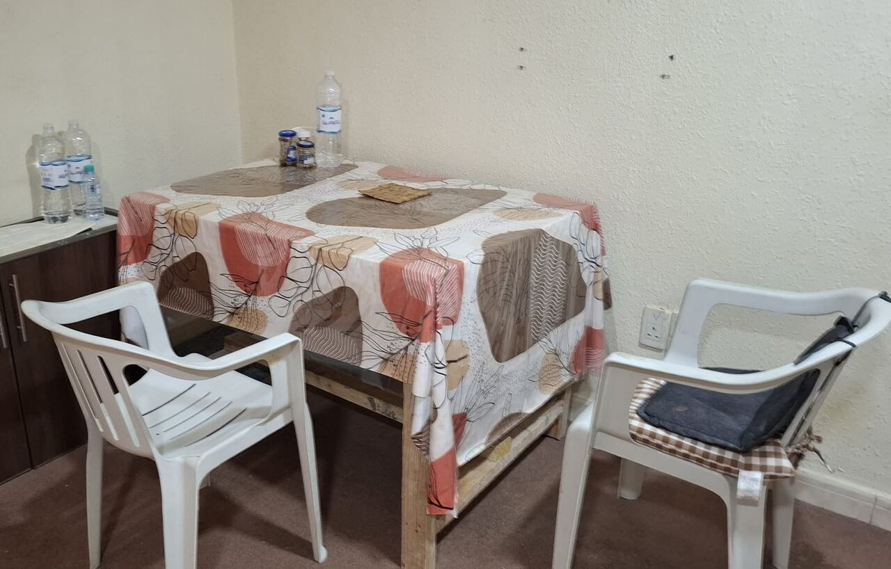 Hofuf, Furniture, SAR 1600,  URGENT SALE IN 2 Days