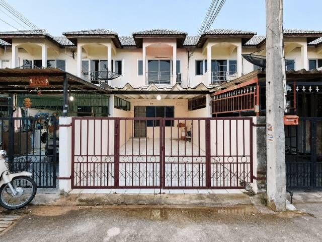 Bangkok, Real Estate For Sale, THB 1470000,  2 BR,  22 Sq. Feet,  ขายด่วน!ทาวน์เฮ้าส์ 2 ชั้น เมืองชลบ