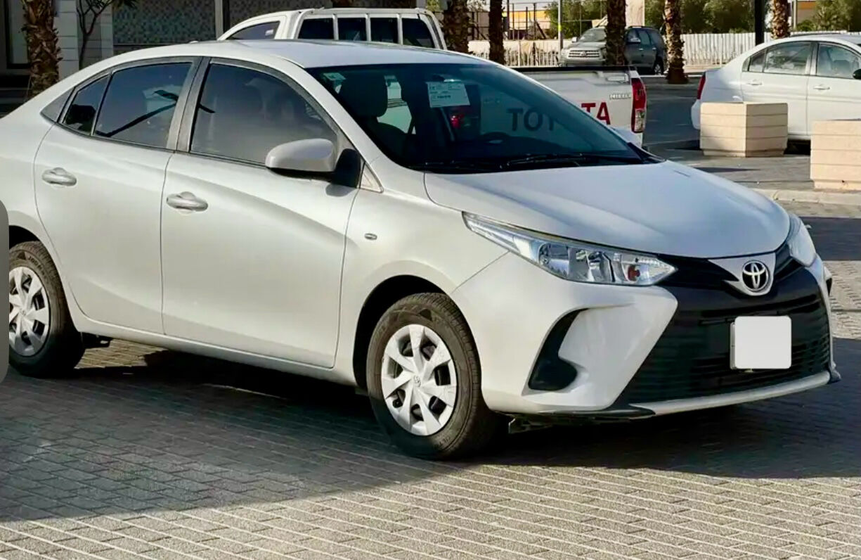Riyadh, Vehicles, Cars & Trucks , SAR 1201,  Toyota Yaris,  2022,  Automatic,  180000 KM,    Installment