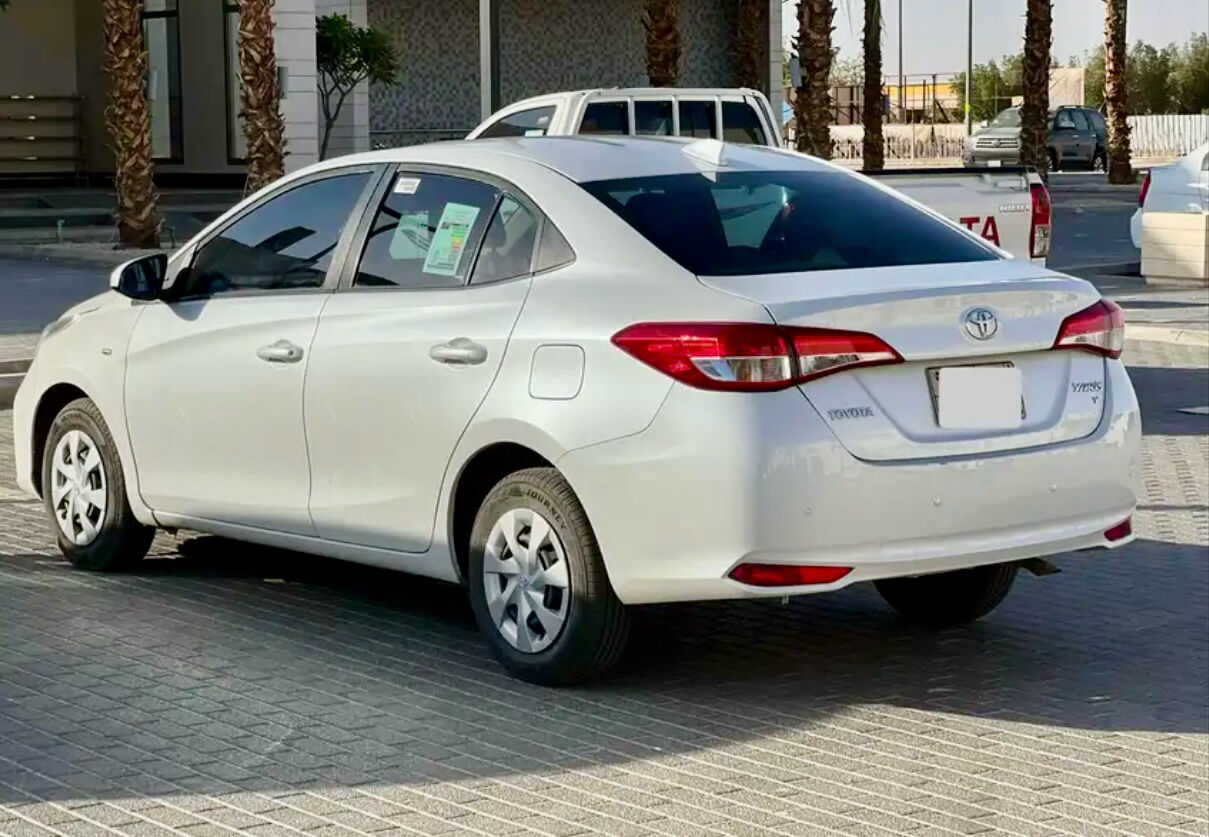 Riyadh, Vehicles, Cars & Trucks , SAR 1201,  Toyota Yaris,  2022,  Automatic,  180000 KM,    Installment