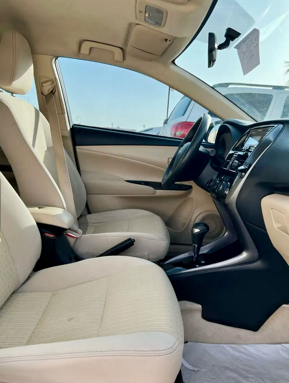 Riyadh, Vehicles, Cars & Trucks , SAR 1201,  Toyota Yaris,  2022,  Automatic,  180000 KM,    Installment