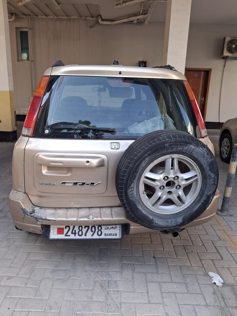 Manama, Vehicles, Cars & Trucks , BHD 550,  Honda CR-V,  2000,  Automatic,  370 KM,  Honda CRV
