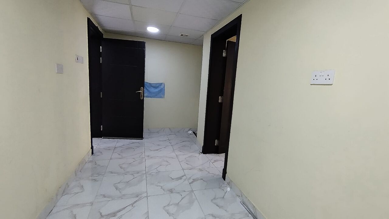 Zinj, Apartments, Flats, Houses & Villas, BHD 140/year,  1 BR,  Zinj:- Studio Flat On Rent With Unlimited Ewa.