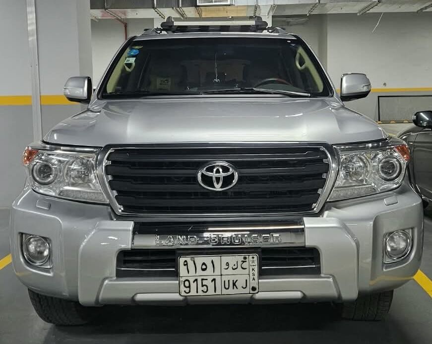 Al Mounsiyah, Vehicles, Cars & Trucks , SAR 129000,  Toyota Land Cruiser,  2015,  Automatic,  139000 KM,    GXR 4.0 V6 | 139K KM | Single Owner 129000SAR