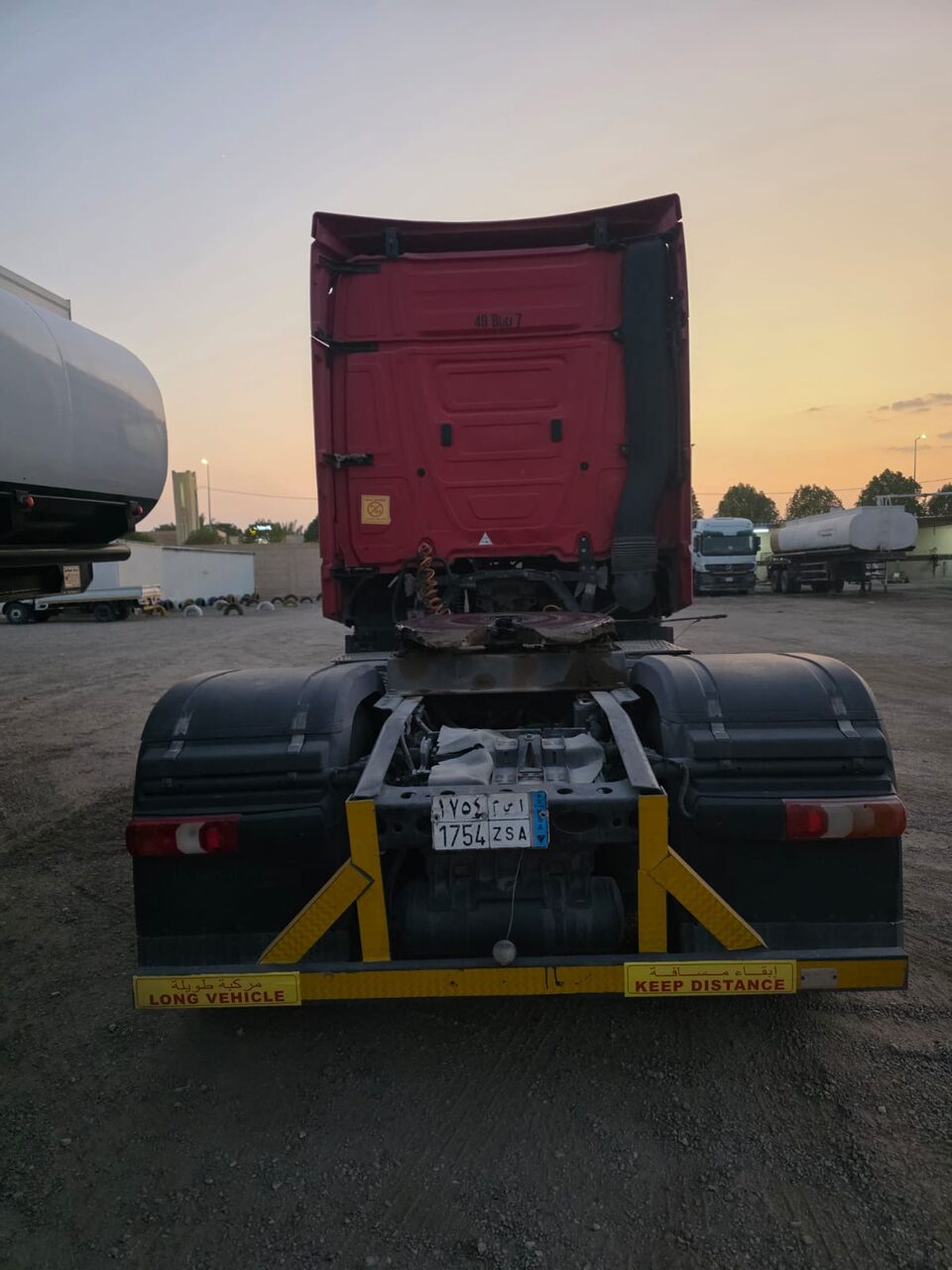 Al Kharj, Vehicles, Cars & Trucks , SAR 150,  Mercedes Actros Mp4 Automatic,  2014,  Automatic,  12 KM,  For Sale Actros Mp4  Model