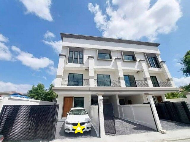 Bangkok, Real Estate For Sale, THB 6500000,  4 BR,  34 Sq. Feet,  ขายพรีเมียมทาวน์โฮม 3 ชั้น 4 ห้องนอน 