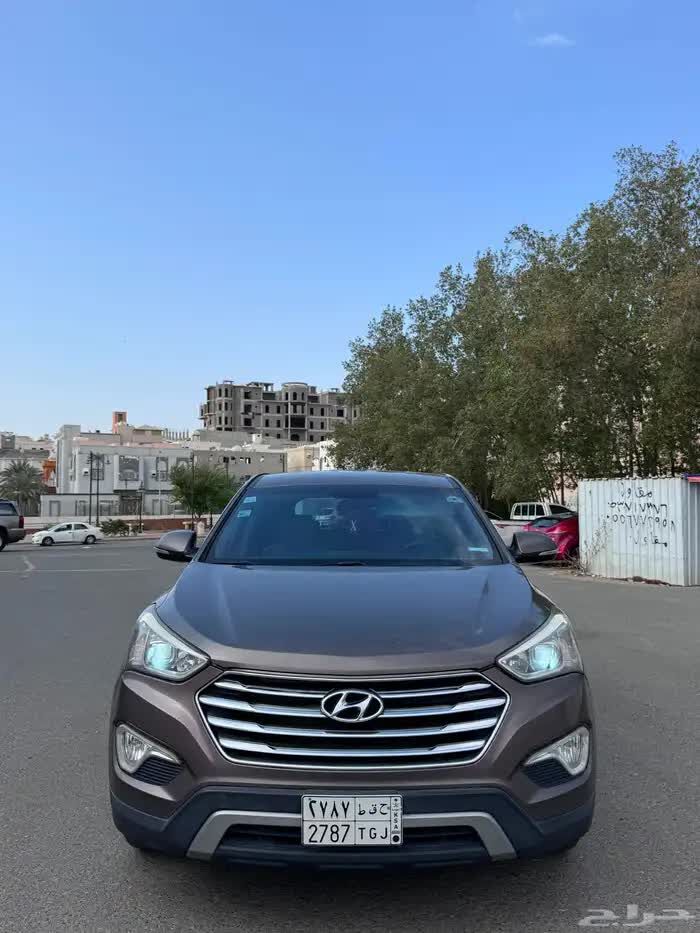 Jeddah, Vehicles, Cars & Trucks , SAR 33000,  Hyundai Santa Fe,  2015,  Automatic,  282000 KM,