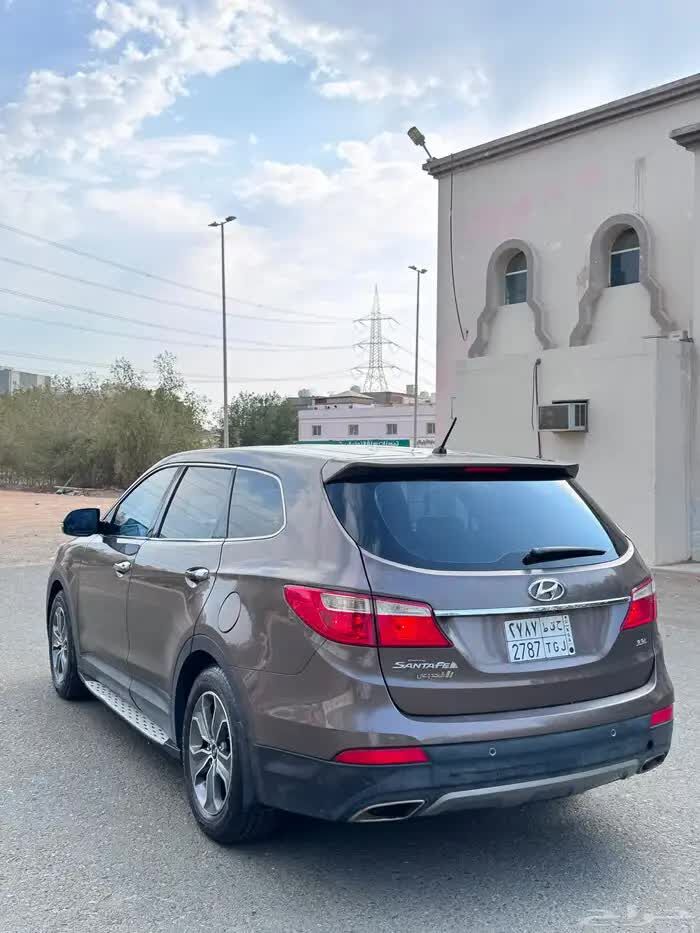 Jeddah, Vehicles, Cars & Trucks , SAR 33000,  Hyundai Santa Fe,  2015,  Automatic,  282000 KM,