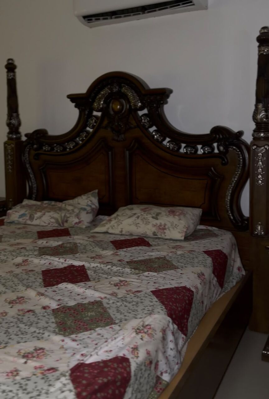 Riyadh, Furniture, SAR 1100,  Complete Master Bedroom Set For Sale