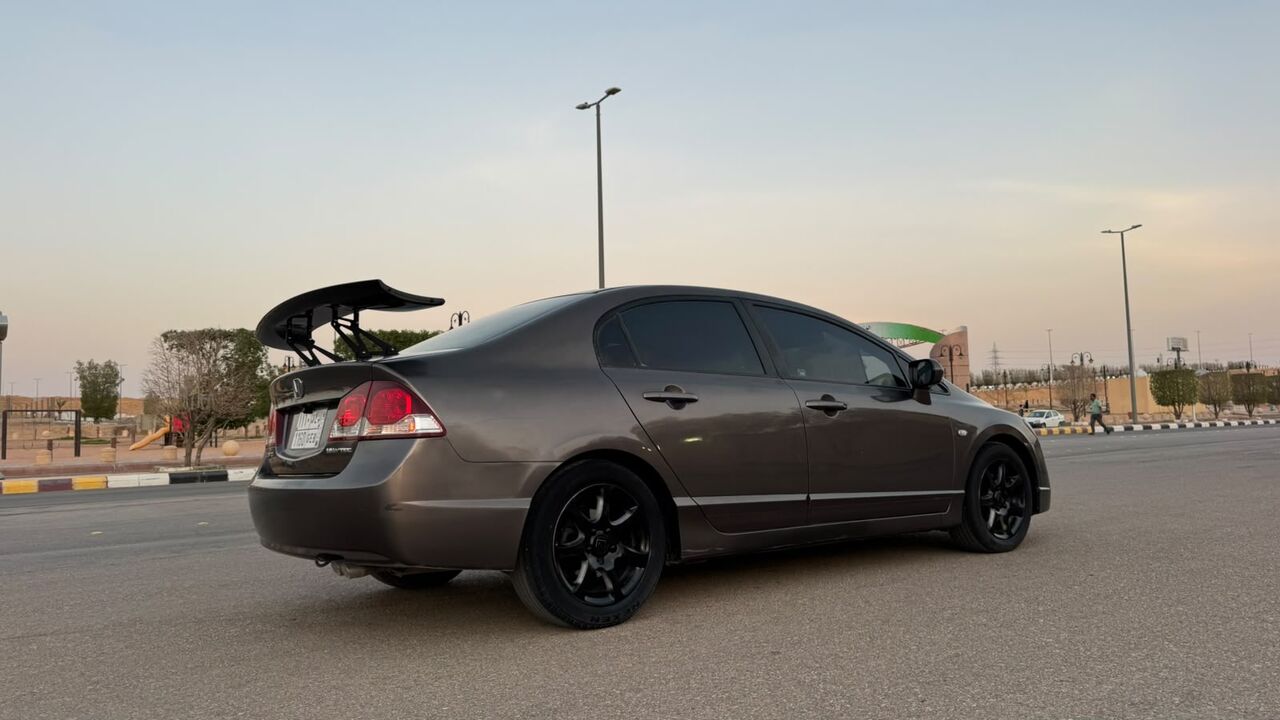Riyadh, Vehicles, Cars & Trucks , SAR 20000,  Honda Civic LX,  2011,  Automatic,  215000 KM,  Honda Civic  Finest In Town