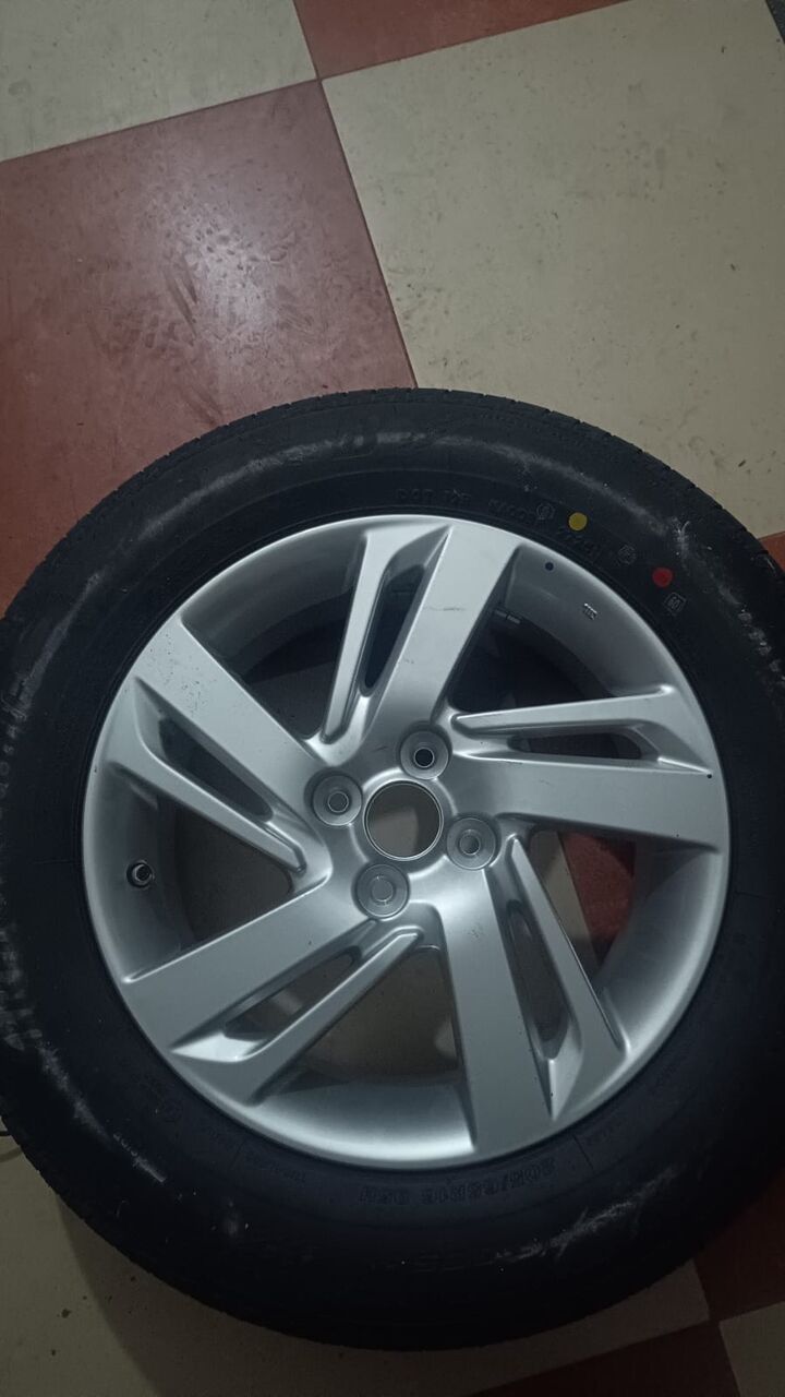 Al Malaz, Auto Parts, SAR 1050,  Toyota Raize 2026 Original Tire + Rim For Sale