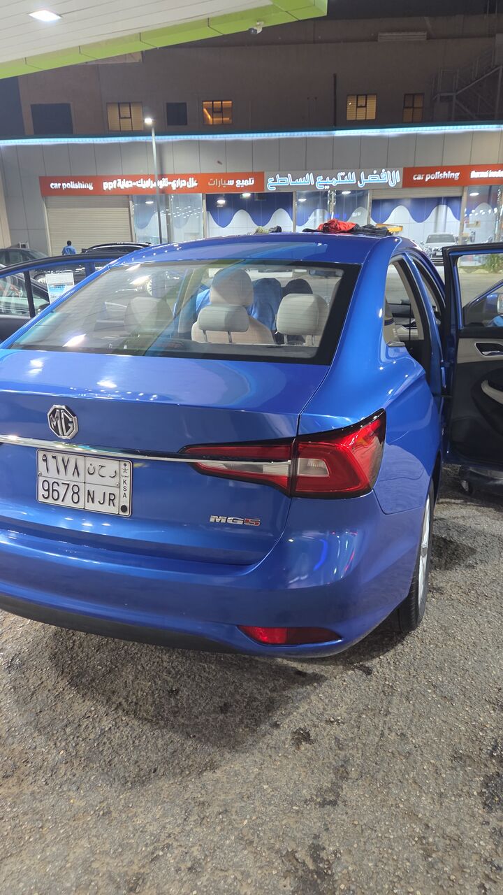 Riyadh, Logistics, Car Available For Monthly Rent ( MG5 )