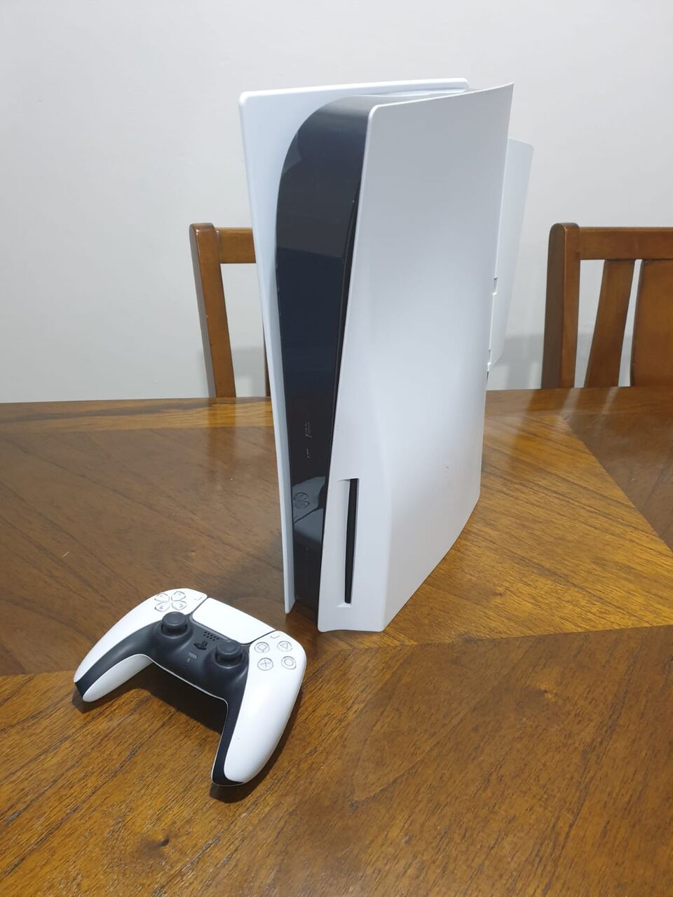 Jeddah, Video Games, SAR 1800,  PS5 - 1TB With Disc - Under Warranty (Extra Stores)