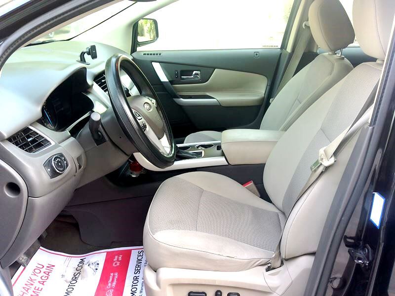Bilad Al Qadeem, Vehicles, Cars & Trucks , BHD 27000,  Ford Edge,  2014,  Automatic,  157000 KM,   V6 SUV URGENT FOR SALE