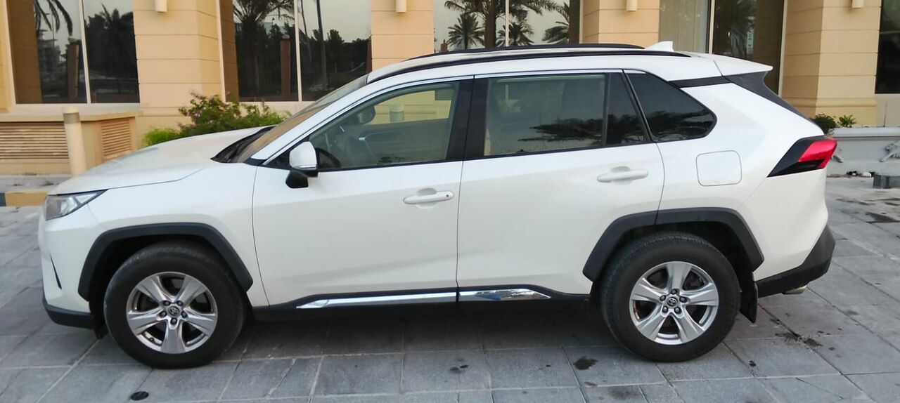 Manama, Vehicles, Cars & Trucks , BHD 6600,  Toyota RAV4 Suv Full Automattic Well Mantaine,  2021,  Automatic,  180000 KM,  Toyota RAV4 Suv 2.5 L Full Automattic Well Mantaine