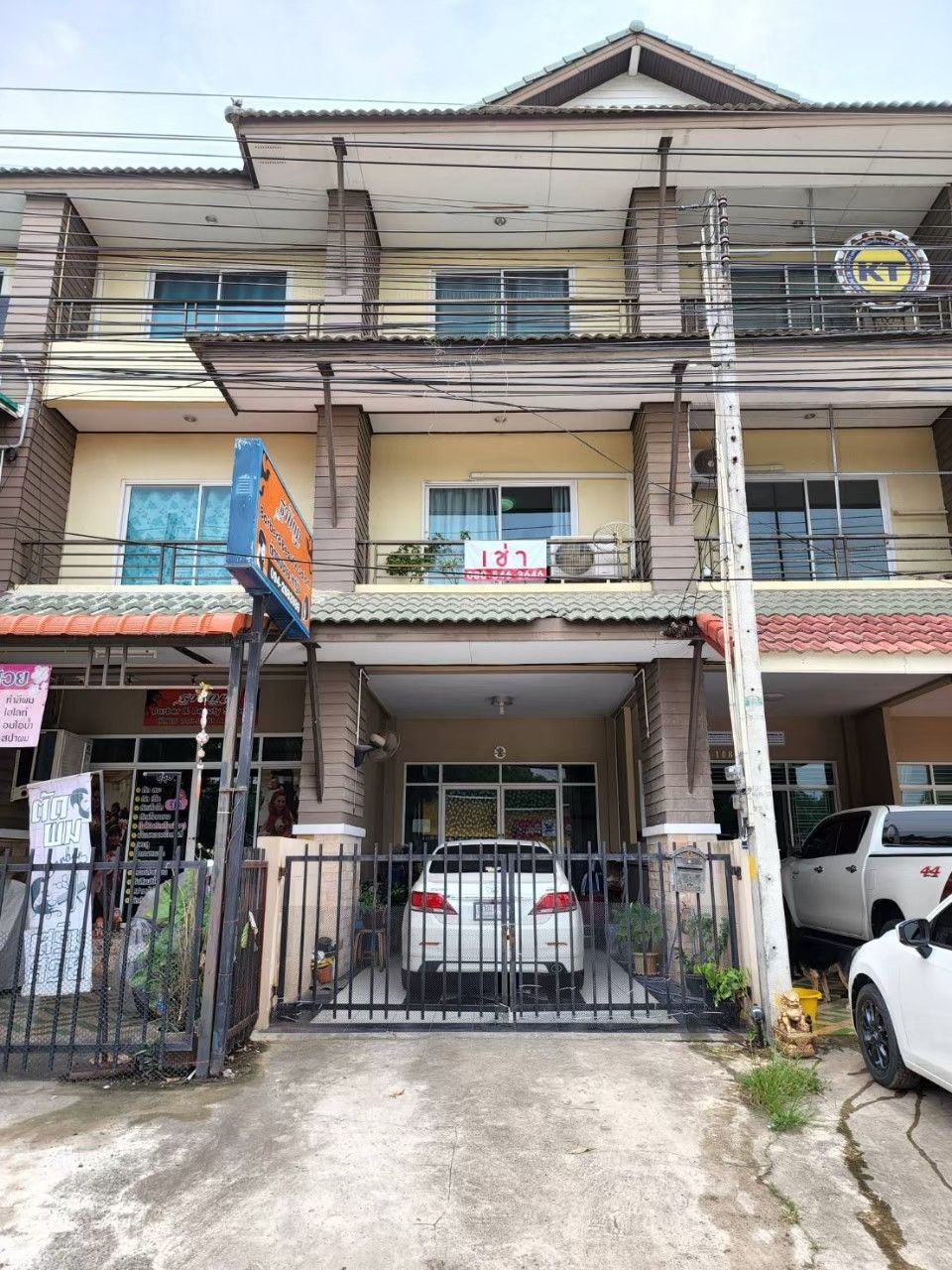 Bangkok, Real Estate For Sale, THB 3300000,  3 BR,  21 Sq. Feet,  ขายทาวน์เฮ้าส์ 3 ชั้น ทำเลดี ติดถนน