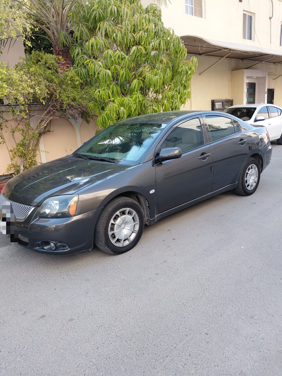Hamad Town, Vehicles, Cars & Trucks , BHD 2000,  Mitsubishi Galant,  2012,  Automatic,  86000 KM,