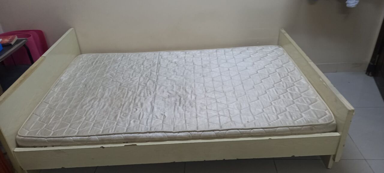 Jidhafs, Household Items, BHD 15,  Double Bed WITH Mattress