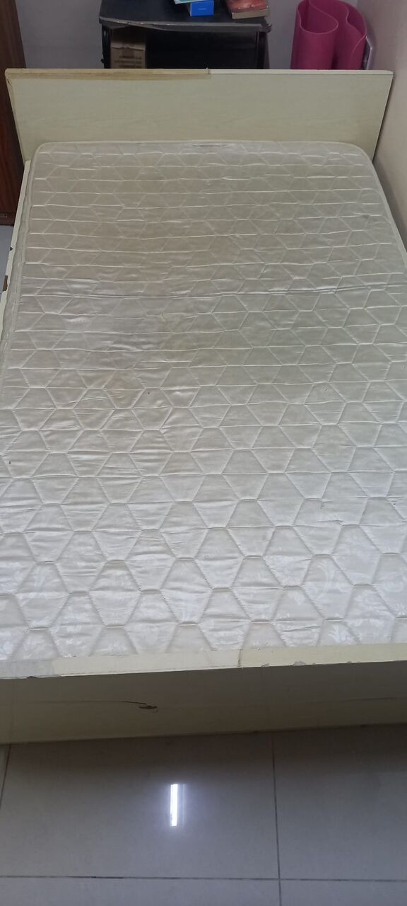 Jidhafs, Household Items, BHD 15,  Double Bed WITH Mattress