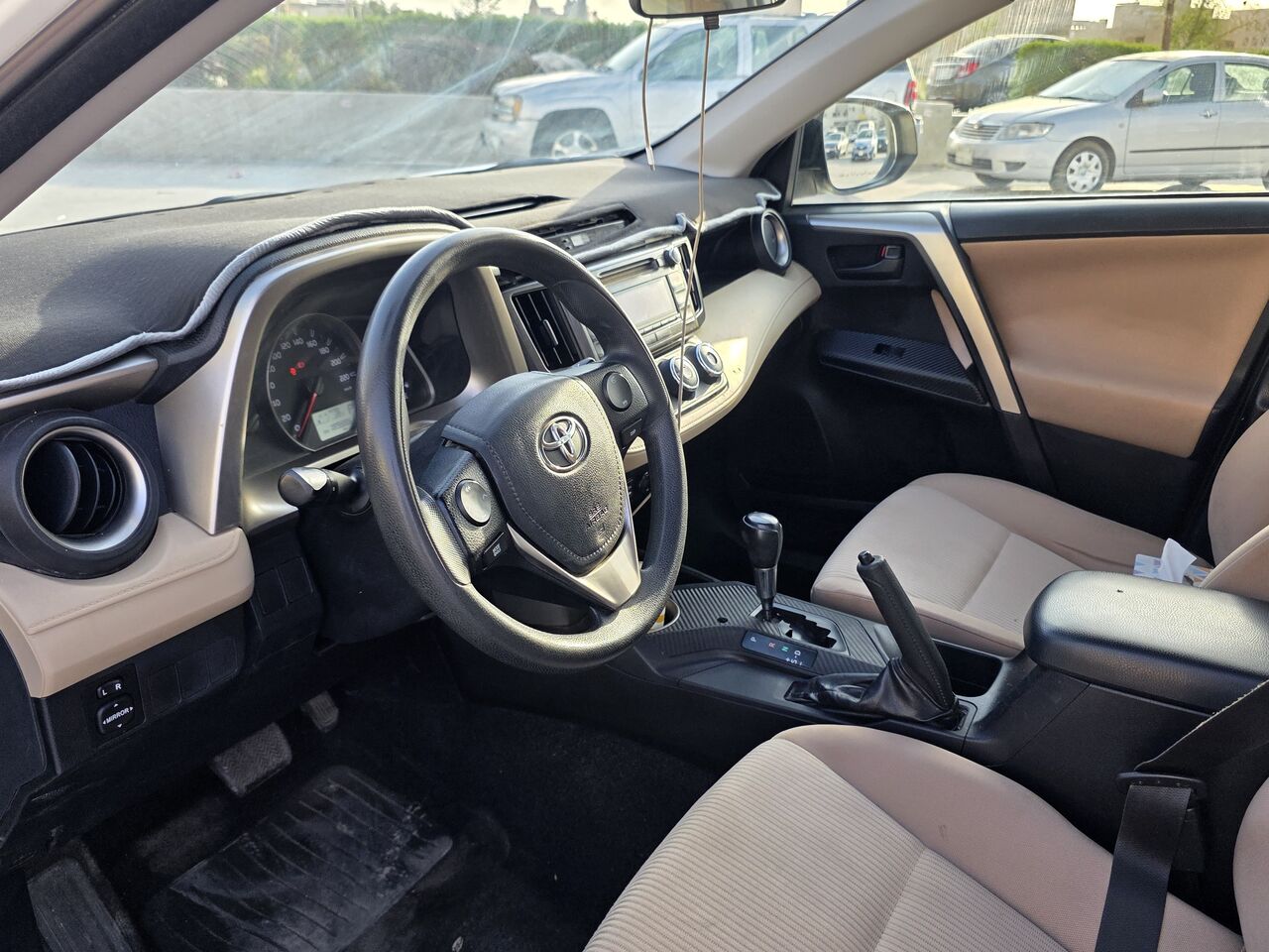 Riyadh, Vehicles, Cars & Trucks , SAR 46000,  Toyota RAV4,  2014,  Automatic,  198000 KM,  تويوتا راف فور
