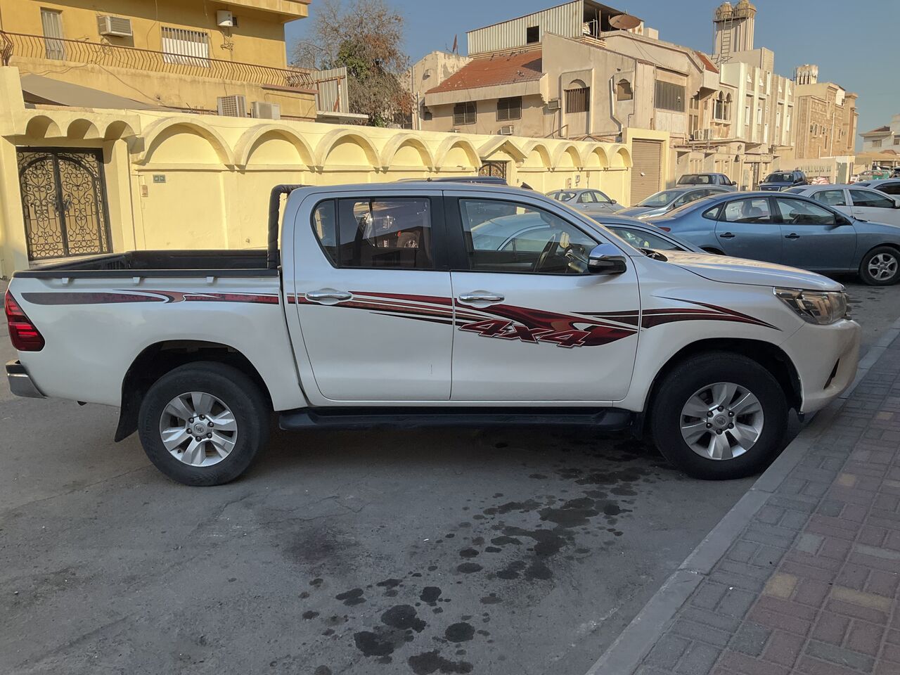 Jubail, Vehicles, Cars & Trucks , SAR 65000,  Toyota Hilux,  2016,  Automatic,  320 KM,  Running Condition
