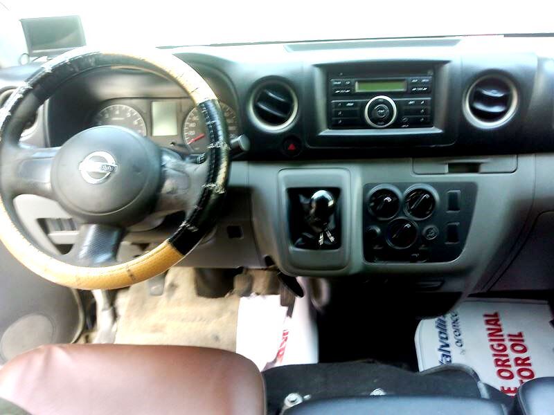 Zinj, Vehicles, Cars & Trucks , BHD 111,  Nissan Urvan Minibus - Goods Vehicle,  2014,  Manual,  400000 KM,  Excellent Condition - Urgent Sale