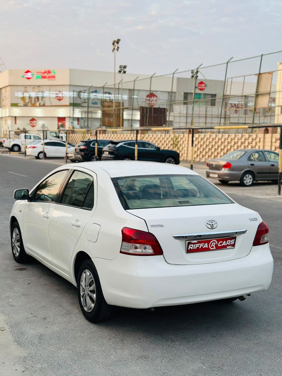 Manama, Vehicles, Cars & Trucks , BHD 1850,  Toyota Yaris,  2011,  Automatic,  120000 KM,    Model