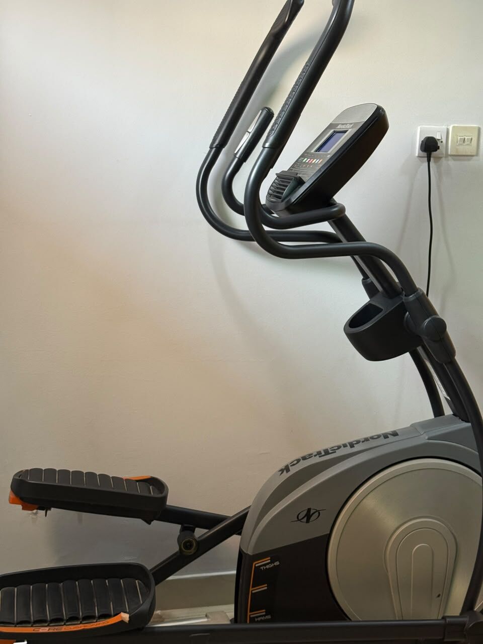 Al Muruj, Furniture, SAR 1450,  NordicTrack E9.5 Premium Elliptical Trainer &ndash; Good Condition &ndash; SAR 1,450
