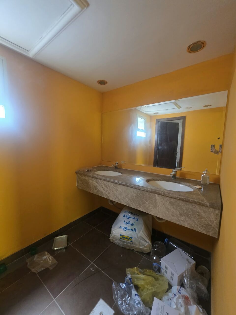 Khobar, Apartments, Flats, Houses & Villas, SAR 31000/year,  3 BR,  Consists Of:- 3 Bedrooms, A Living Room, 4 Bathrooms, And A Kitchen,  Four Floor,elevator