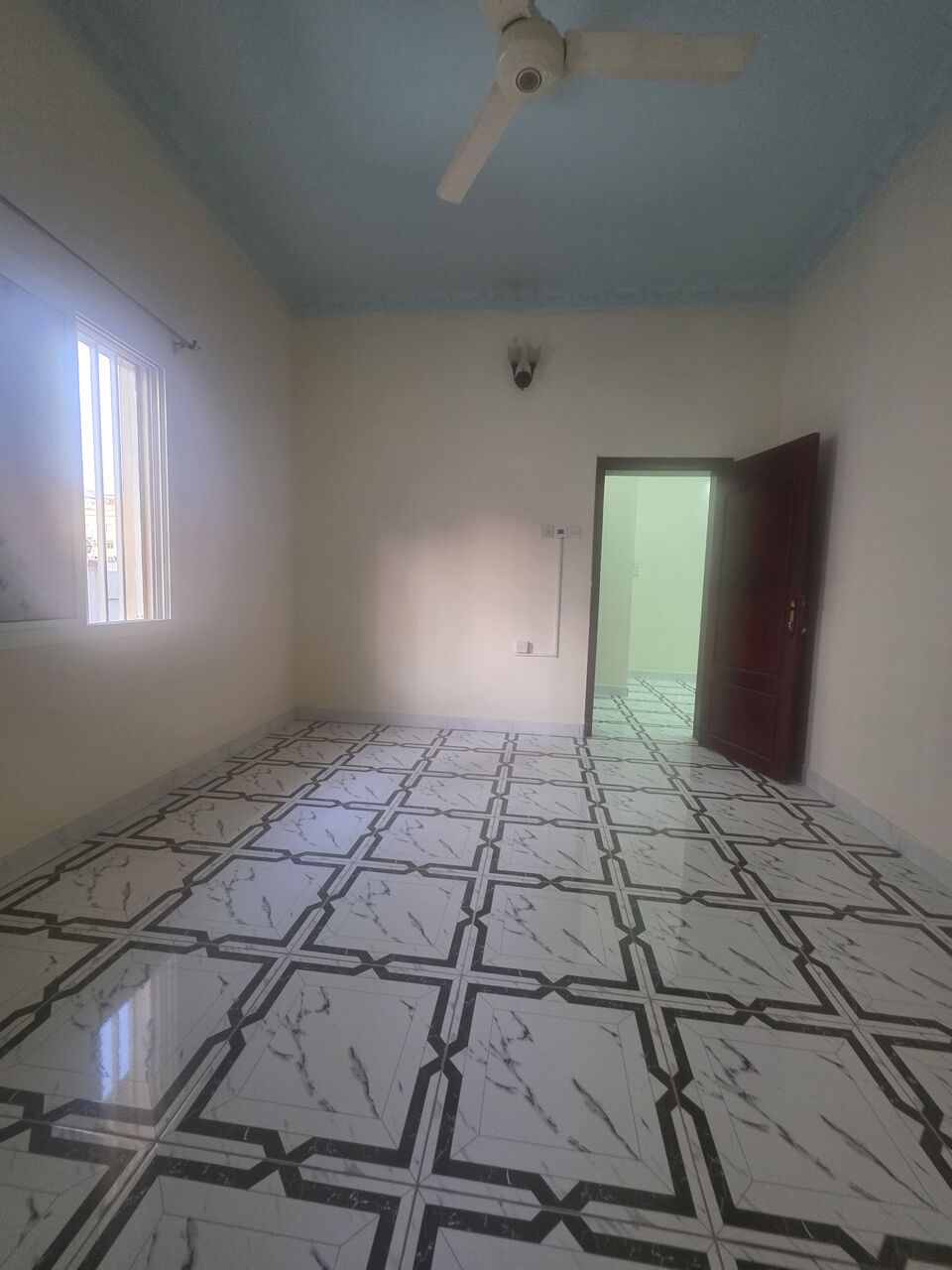 Gudaibiya, Apartments, Flats, Houses & Villas, BHD 200/month,  2 BR,  -Neet & Clean Semi Furnished 2 BHK Flat With Ewa @200/BD In Gudaibiya