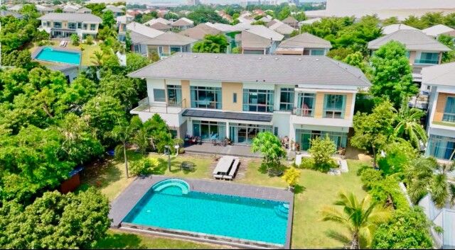Bangkok, Real Estate For Sale, THB 39000000,  5 BR,  300 Sq. Feet,  บ้านพร้อมสระว่ายน้ำส่วนตัว บนที่