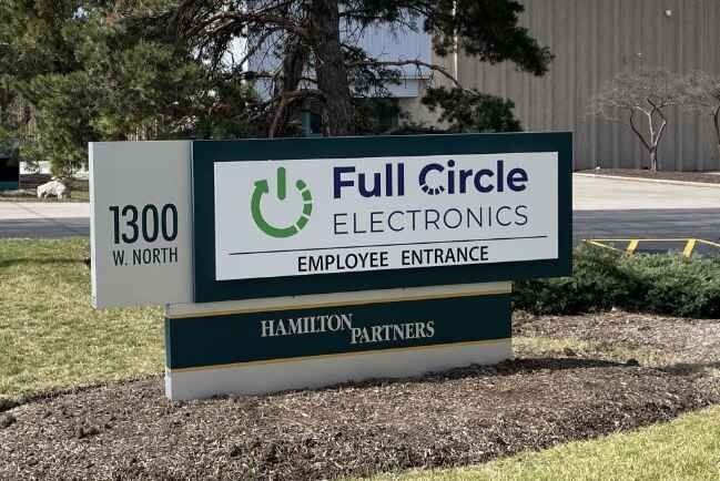 Chicago, Business, Monument Signs In Chicago For Professional Business Identification