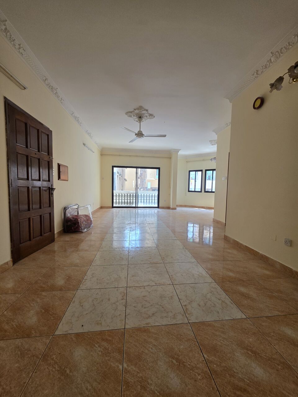 Hoora, Apartments, Flats, Houses & Villas, BHD 190/month,  2 BR,  - Very Spacious & Clean UN Furnished 2 BHK Balcony Flat Without Ewa 190/BD In Hoora