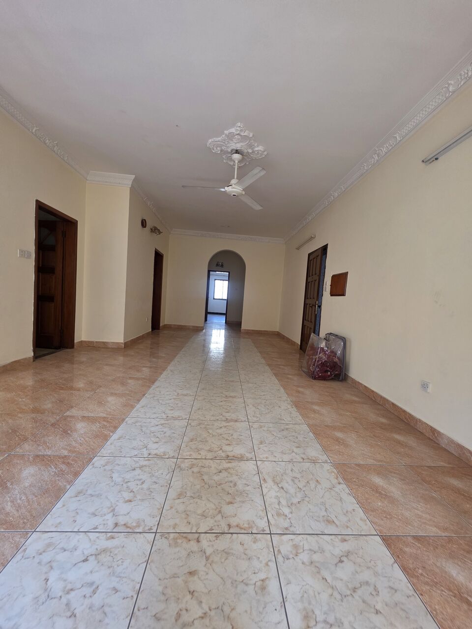 Hoora, Apartments, Flats, Houses & Villas, BHD 190/month,  2 BR,  - Very Spacious & Clean UN Furnished 2 BHK Balcony Flat Without Ewa 190/BD In Hoora