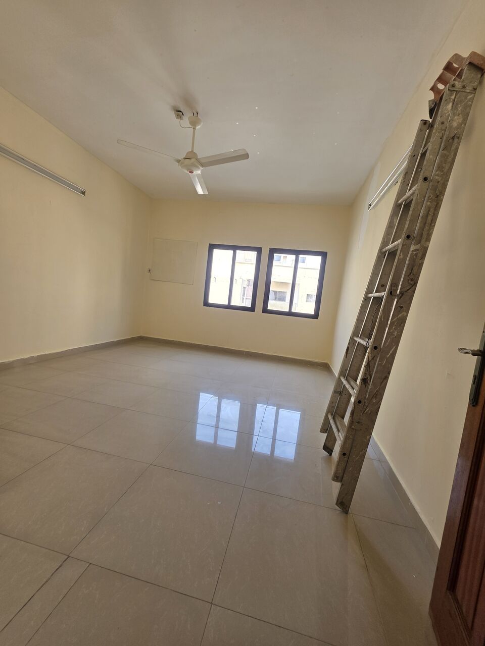 Hoora, Apartments, Flats, Houses & Villas, BHD 190/month,  2 BR,  - Very Spacious & Clean UN Furnished 2 BHK Balcony Flat Without Ewa 190/BD In Hoora