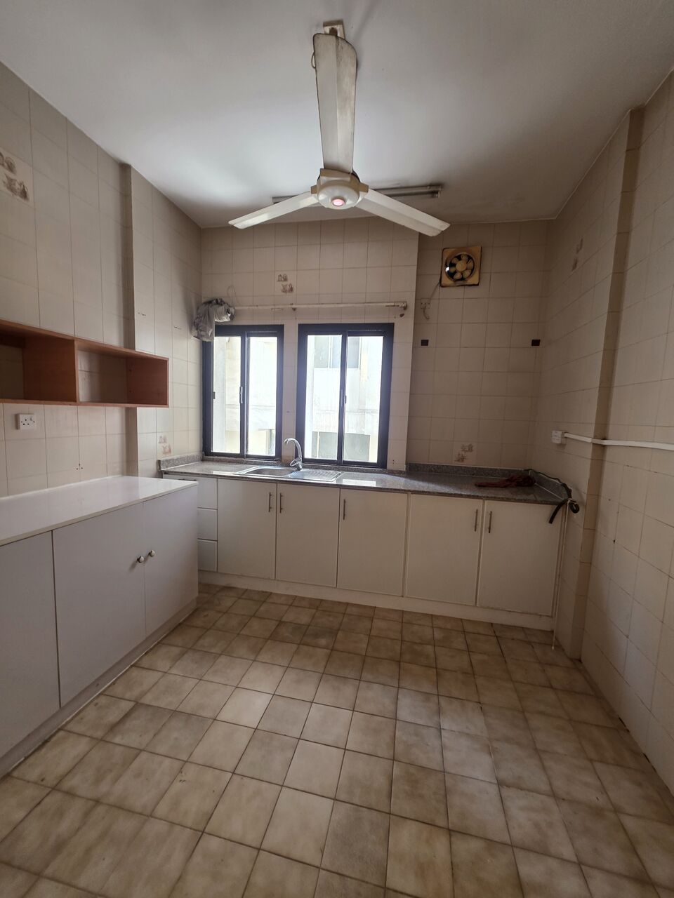 Hoora, Apartments, Flats, Houses & Villas, BHD 190/month,  2 BR,  - Very Spacious & Clean UN Furnished 2 BHK Balcony Flat Without Ewa 190/BD In Hoora