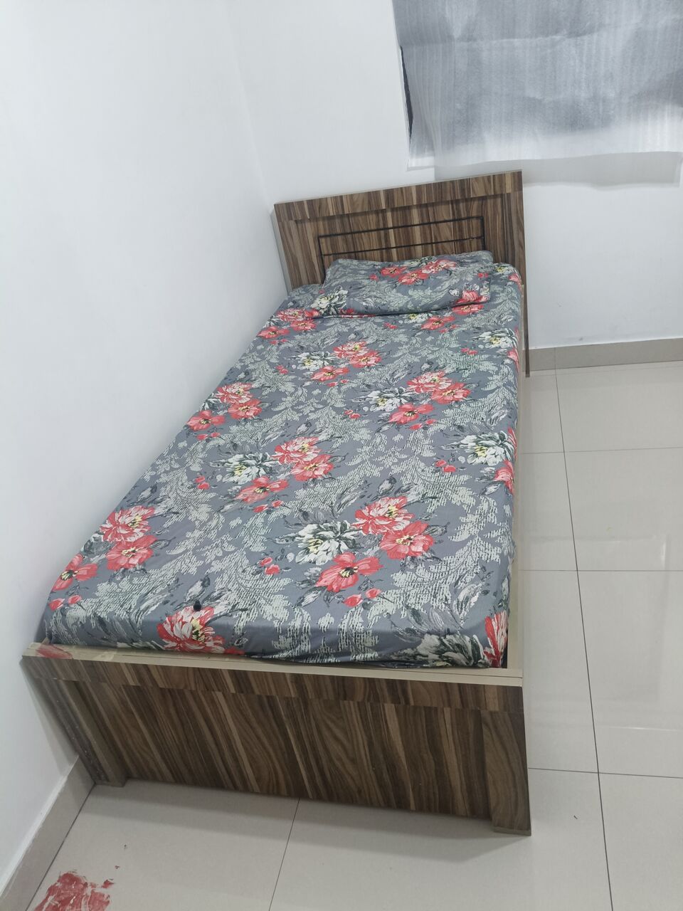 Zinj, Furniture, BHD 35,  Single Bed With Mattress, Delivery Available