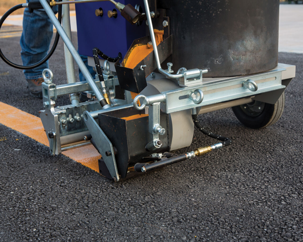 New Delhi, Industrial Machinery, Road Marking Machine Dealers In Delhi