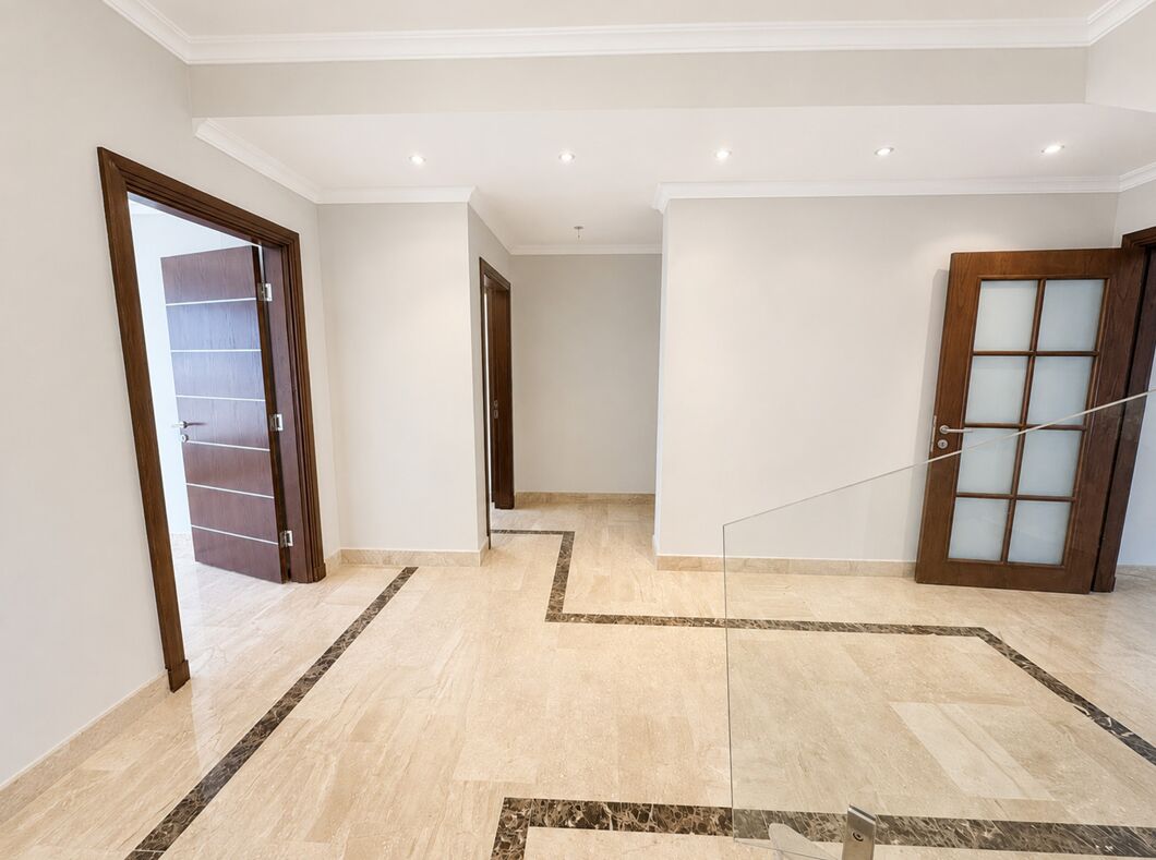 Abdoun, Apartments, Flats, Houses & Villas, JOD 27000/year,  3 BR,  250 Sq. Meter,  Apartments For Rent