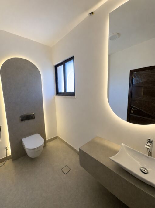 Abdoun, Apartments, Flats, Houses & Villas, JOD 27000/year,  3 BR,  250 Sq. Meter,  Apartments For Rent